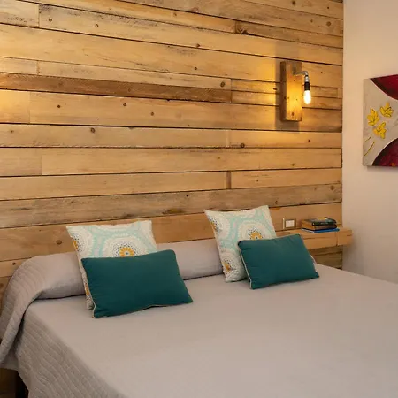 Iknos By Wonderful Italy Konukevi 3*